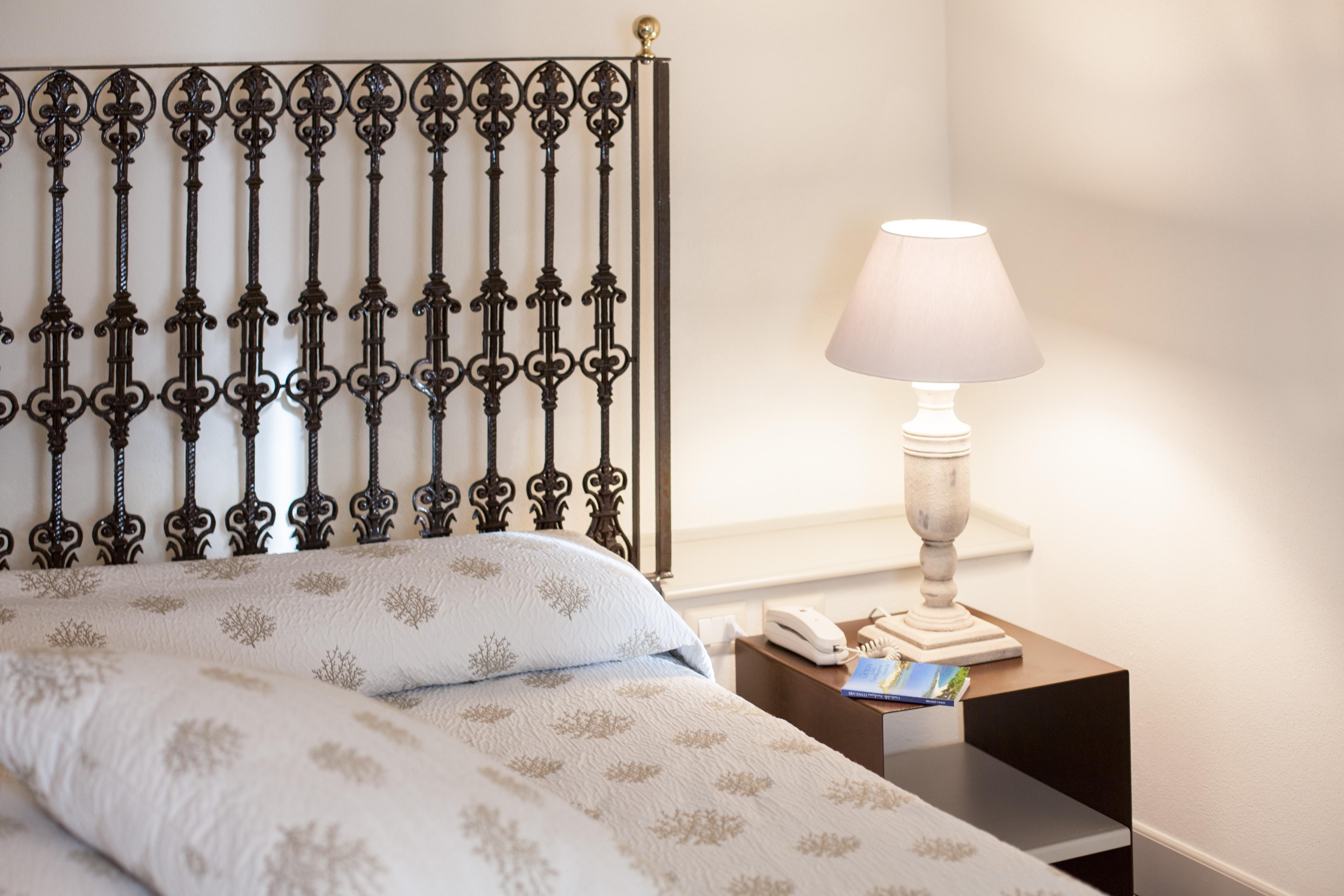 Hotel Maison Tresnuraghes Екстер'єр фото