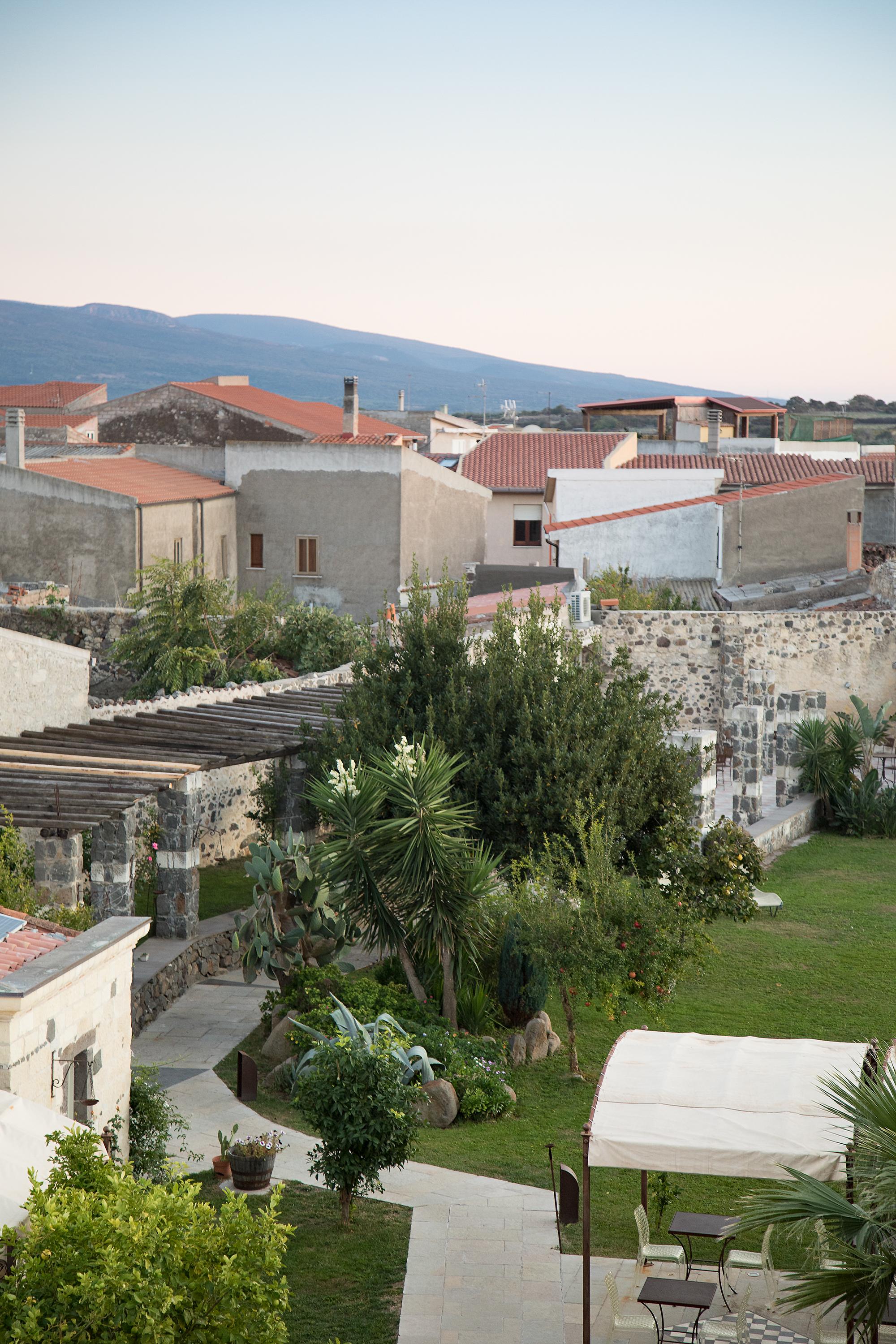 Hotel Maison Tresnuraghes Екстер'єр фото